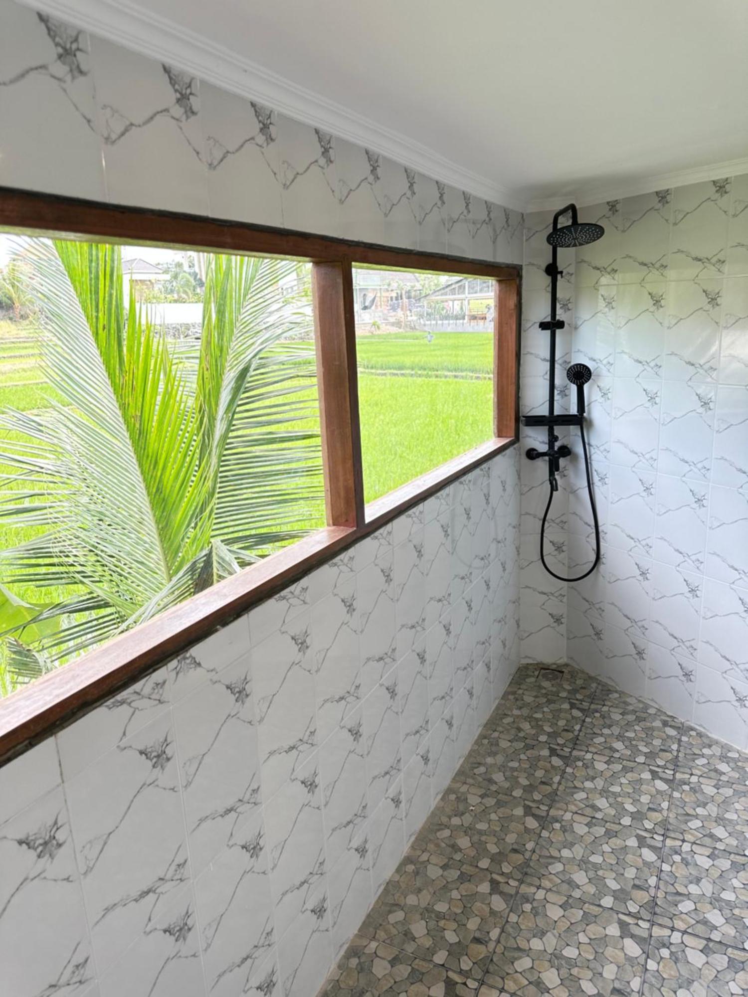 The Commotion Canggu Exterior photo